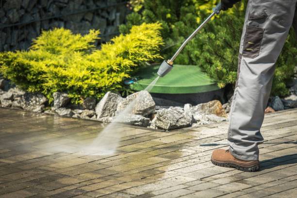 Pre-Holiday Cleaning in Oakville, CT